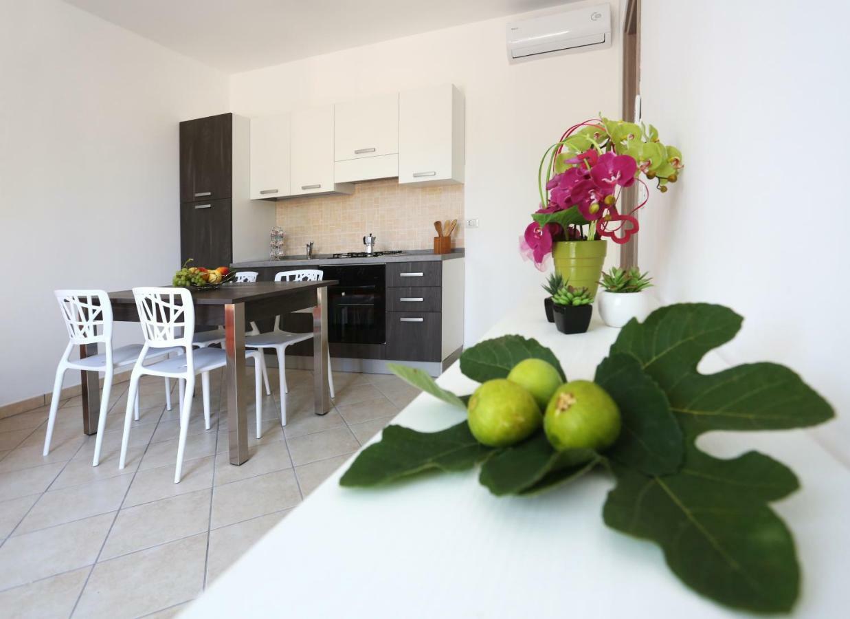 Il Giardino Degli Aromi Bed & Breakfast Cerfignano Exterior photo